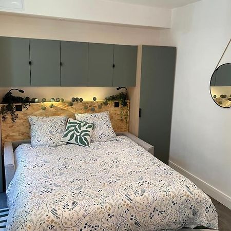 Studio Verdoyant Avec Exterieur Maisons-Alfort Luaran gambar
